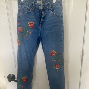 Topshop jeans in good condition. Size W28.